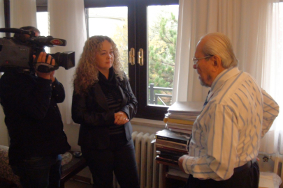 Yönetmen ve Yazar Neşe Sarısoy Karatay, Prof. Dr. Halil İnalcık ile 23 yıllık saha tanıklığını bilimsel makaleye taşıdı