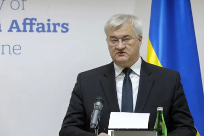 Yeni atanan Hollanda dışişleri ve savunma bakanları Kıyiv’e ilk ziyaretini gerçekleştirdi