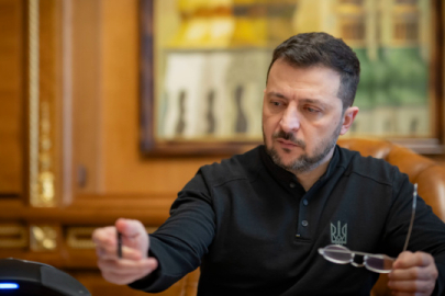 Zelenskıy ve Macron Ukrayna’nın savunma ihtiyaçlarını ve Orta Doğu’daki durumu görüştü