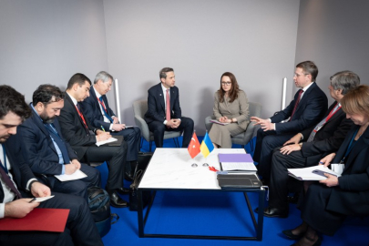 Paris’te kritik görüşme: Türkiye ile Ukrayna enerji iş birliği ele aldı