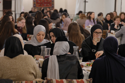Kıyiv’de geleneksel kadın iftarında özgür Kırım ve dayanışma mesajı!
