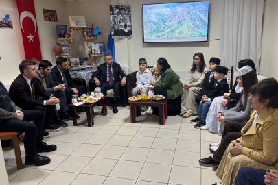 Göç İdaresi Başkanı Kök'ten Kırım Ailesine bayram ziyareti