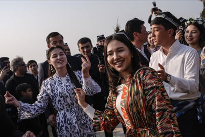 Gönül coğrafyasında kardeşlik buluşması: Hataylı depremzedeler Özbekistan’da Nevruz coşkusuna katıldı