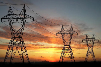 Rusya Ukrayna’nın enerji sistemini vurdu, Moldova karanlıkta kaldı