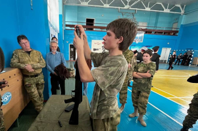 İşgal altındaki Kırım’da okullarda İHA yarışları: Çocukların askerî amaçla yetiştiriliyor