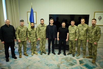 Zelenskıy, Katar'da görev yapan Ukraynalı uzmanlar ile bir araya geldi