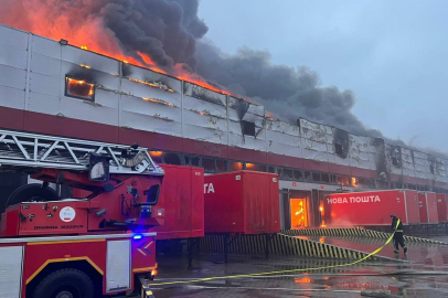 Rusya Lutsk’ı SİHA’larla hedef aldı: Nova Poşta terminali ve gıda deposu hasar aldı