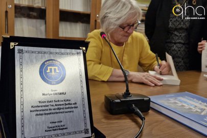 “Annem Şefika”: Dr. Nuriye Ortaylı, annesinin hayatını anlattı