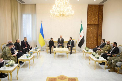 Şam'da kritik üçlü zirve: Zelenskıy, Fidan ve Şara görüştü!