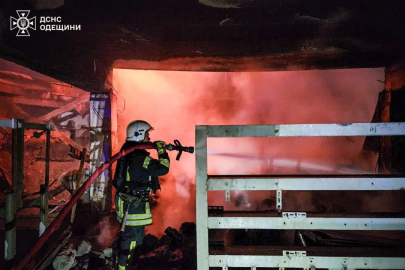 İşgalci Rusya Odesa'da liman altyapını hedef aldı