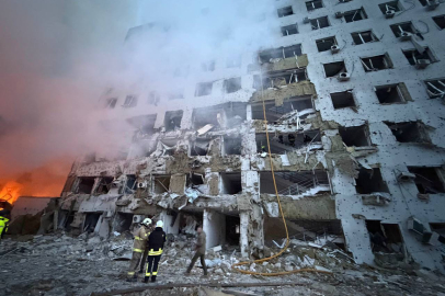 Rusya Odesa'ya gece boyu saldırdı: En az 8 kişi hayatını kaybetti!