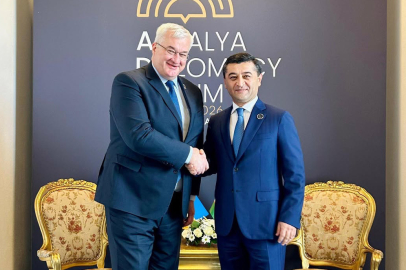 Ukrayna Dışişleri Bakanı Sıbiha, Özbekistan Dışişleri Bakanı Saidov ile görüştü