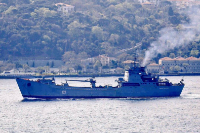 Ukrayna'dan gece baskını: Rusya Karadeniz Filosuna ait iki büyük gemiyi daha saf dışı