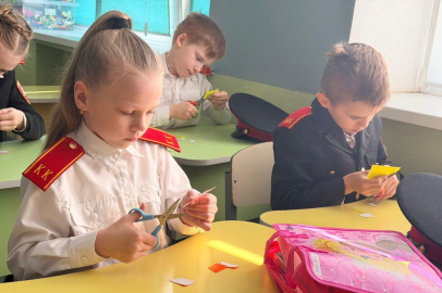 Rusya'nın Kırım’daki ideolojik kuşatması: Çocuklar için "özel" eğitim programları