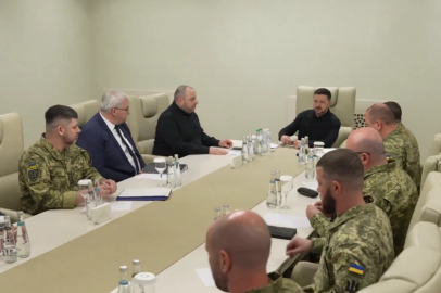 Zelenskıy Azerbaycan'da: "Hava savunma deneyimimizi paylaşıyoruz"