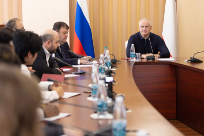 Rusya, işgal altındaki Kırım’a “yabancı gazeteciler” getirerek propaganda faaliyeti yürüttü