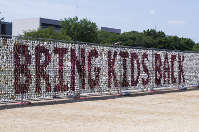 Rusya’nın kaçırdığı 20 bin Ukraynalı çocuk için ABD’de sergi