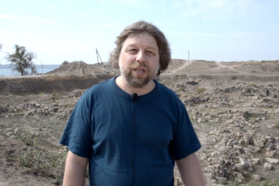 Kırım’ın tarihî mirasını talan eden Rus arkeolog, takasla serbest kaldı