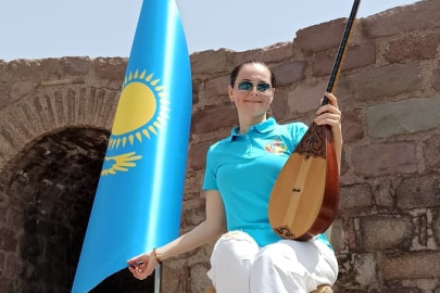 Dombra sanatçısı İsmailova: Kırım Tatar müziğini sadece bir halkın değil, bütün Türk dünyasının ortak manevi mirası olarak görüyorum