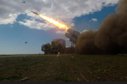 Ukrayna’dan Rus ordusuna yakıt sağlayan petrol rafinerisine operasyon