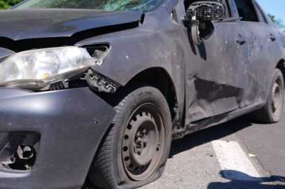 Rusya, Zaporijjya'da sivil aracı vurdu: Yaralılar var