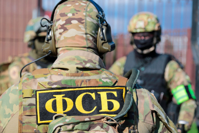 İşgal yetkilileri ve FSB görevlileri Kırım'dan kaçıyor