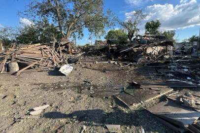 Rusya Zaporijjya'yı güdümlü bombalarla vurdu: 5 sivil yaşamını yitirdi