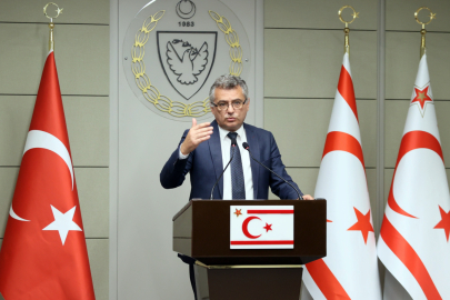 Erhürman'dan Rum basınındaki iddialara yanıt: Kıbrıs Türk halkı yeni bir hayal kırıklığı yaşamayacak!
