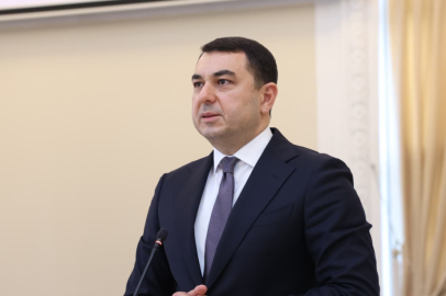 Azerbaycan Kültür Bakanı Kerimli: I. Türkoloji Kurultayı'nın ruhu bugün de Türk dünyasını birleştiriyor