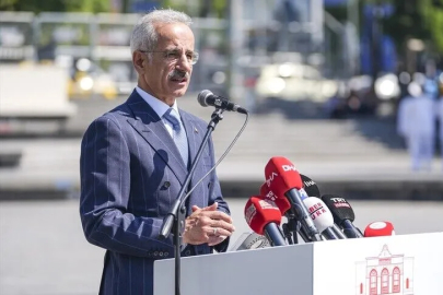 Ulaştırma ve Altyapı Bakanı Uraloğlu: Denizlere hâkim olan, cihana hâkim olur