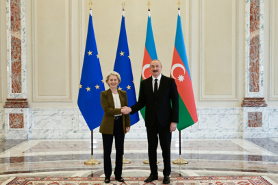 Von der Leyen, Bakü ve Erivan'ı ziyaret etti