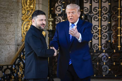 Zelenskıy ile Trump telefonda görüştü