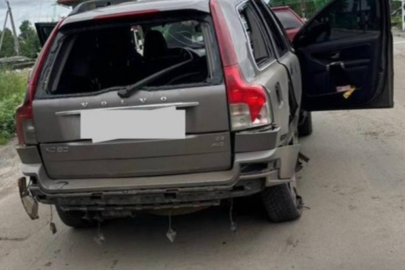Rusya Harkiv’de sivil aracı vurdu: Yaralılar arasında 5 aylık bir bebek var!