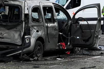 İşgalci Rusya, Sumı'yı güdümlü bombalarla vurdu: 4 ölü, 17 yaralı