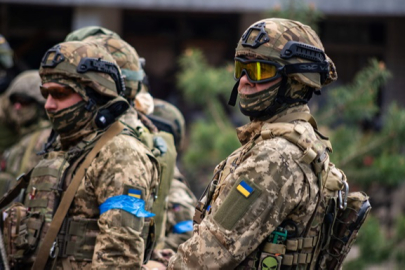 Ukrayna Parlamentosu, sıkıyönetim ve genel seferberliği 3 ay daha uzattı