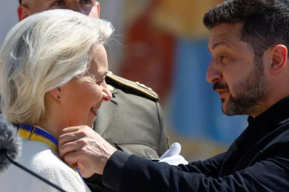 Ukrayna Devlet Günü'nü kutluyor