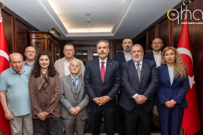 Bakan Fidan, Kıyiv’de millî lider Kırımoğlu ve beraberindeki heyetle bir araya geldi