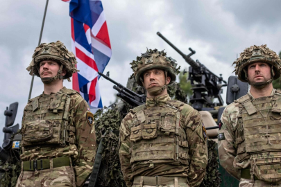 Britanya Ordusu, Putin'in doğduğu şehre yönelik saldırı senaryosu üzerinde tatbikat düzenledi