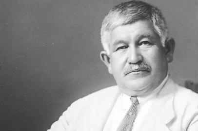 Kazan Tatar millî hareketinin öncülerinden Ayaz İshâkî, vefatının 72. yılında anılıyor