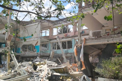 Rusya, Donetsk bölgesini vurdu: Bir ölü, 5 yaralı!