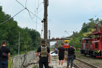 Ukrayna'da insanlık dramı: Tren bekleyen siviller Rus füzesinin hedefi oldu!