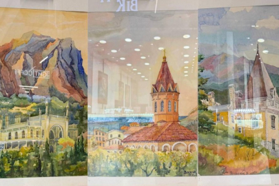 Kıyiv’de Kırım manzaraları sergisi: Ressam Vitaliy Vlasyuк’un eserleri sanatseverlerle buluşuyor