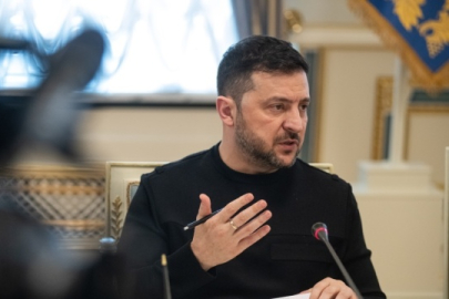Zelenskıy’dan Rus iş birlikçilere darbe: Yeni yaptırım listesi gündemde!