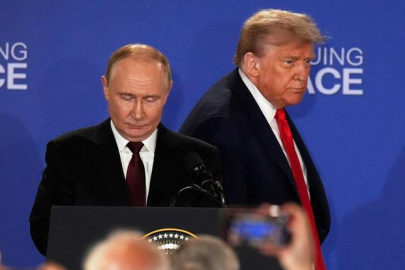 FT: Trump yönetiminden bir yetkili, Putin’in danışmanıyla gizlice görüştü
