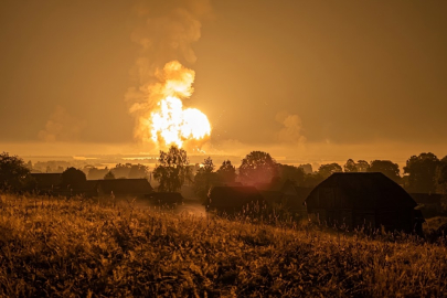 Ukrayna’dan işgal altındaki Rus askerî hedeflerine başarılı operasyon!