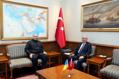 Ukrayna Dış İstihbarat Servisi Başkanı Umerov, Millî Savunma Bakanı Güler ile görüştü