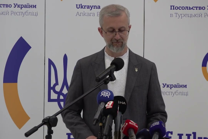 TR Büyükelçi Celâl, Türk basınıyla buluştu: "Türkiye'nin saldırıları durdurma girişimini destekliyoruz"