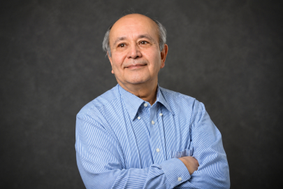 Prof. Dr. Kocaoğlu Özbekistan'daki alfabe değişikliğini değerlendirdi: "Tasarı kusursuz bir 34 harfli sisteme dönüştürülmeli"