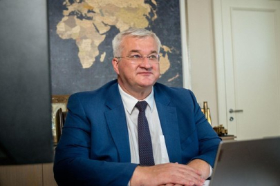 Ukrayna Dışişleri Bakanlığı’ndan yurt dışındaki vatandaşlara konsolosluk hizmet açılımı: 70 mobil pasaport istasyonu devrede