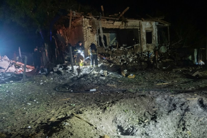 Rusya, Ukrayna'nın doğusunu vurdu: 3 ölü, biri bebek 17 yaralı!